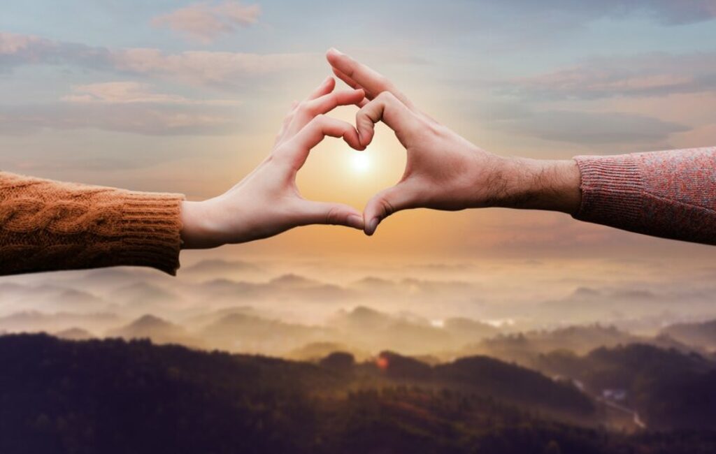 Kisah Inspiratif: Perjalanan Cinta Melalui Taaruf